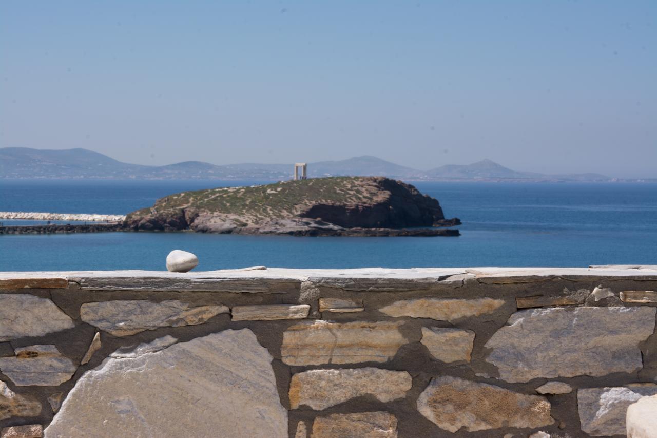 Naxos City Iliada Suites الغرفة الصورة